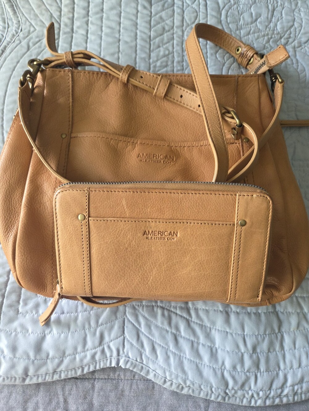 Women’s Leather Crossbody Bag And Wallet - Beige Tan American Leather Company - Picture 5 of 5